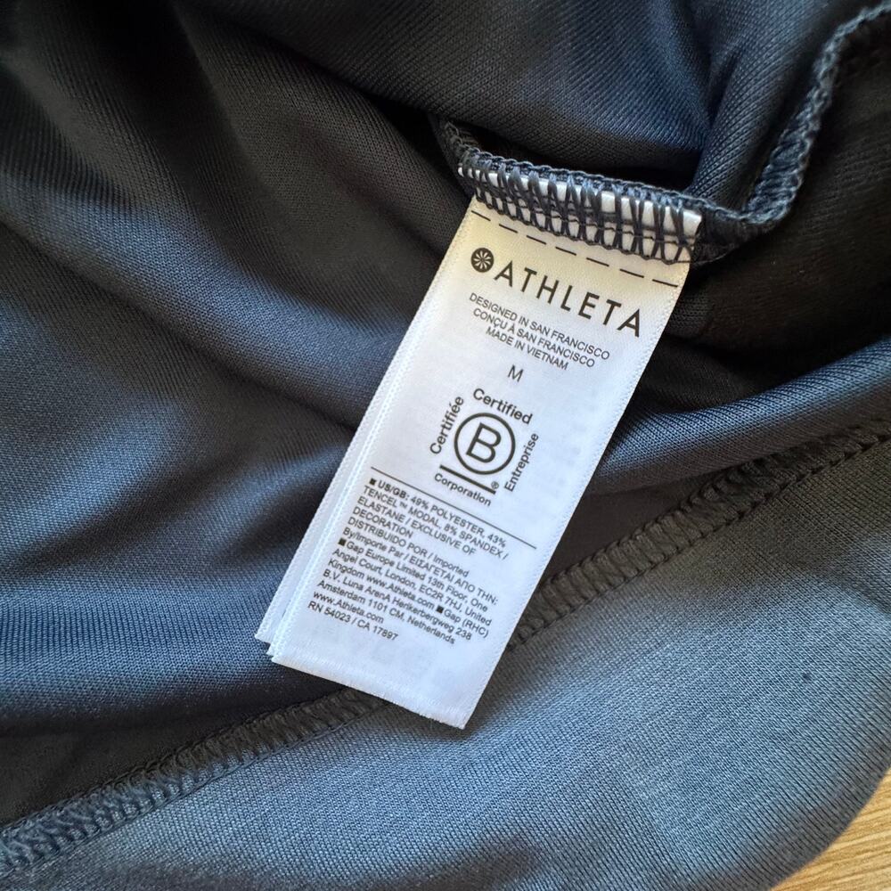 Athleta Seasoft Crewneck Sweatshirt - Size M - Picture 2 of 6